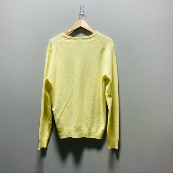 Malo Optimum Yellow V Neckline Sweater - Picture 3 of 10